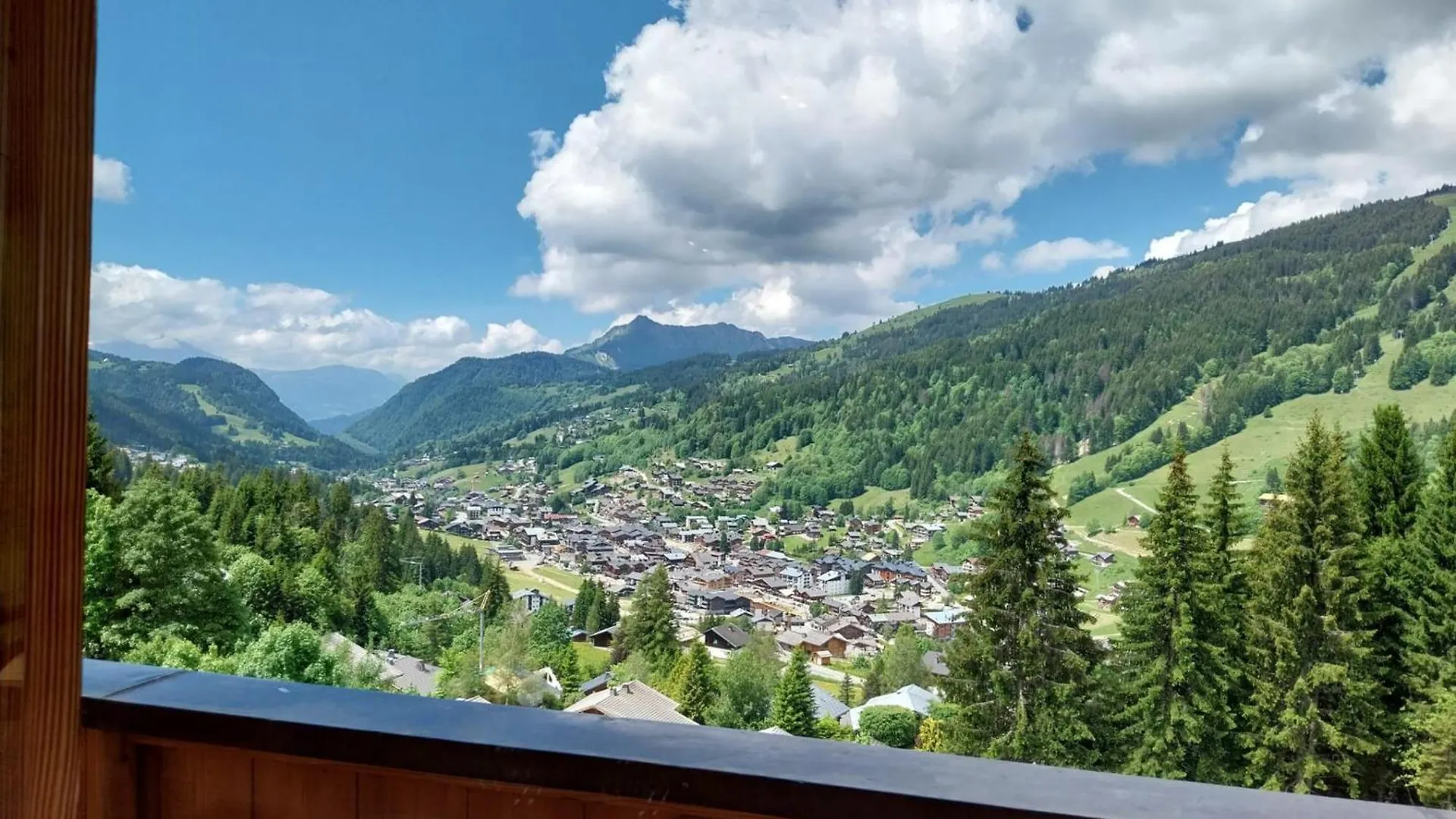 Chalet Individuel Avec Wi-Fi, Parking Prive Et Animaux Acceptes - Fr-1-671-58 Les Gets France
